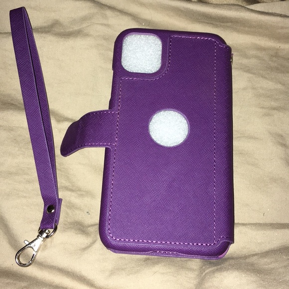 iPhone 11 purple leather wallet case - Picture 5 of 9